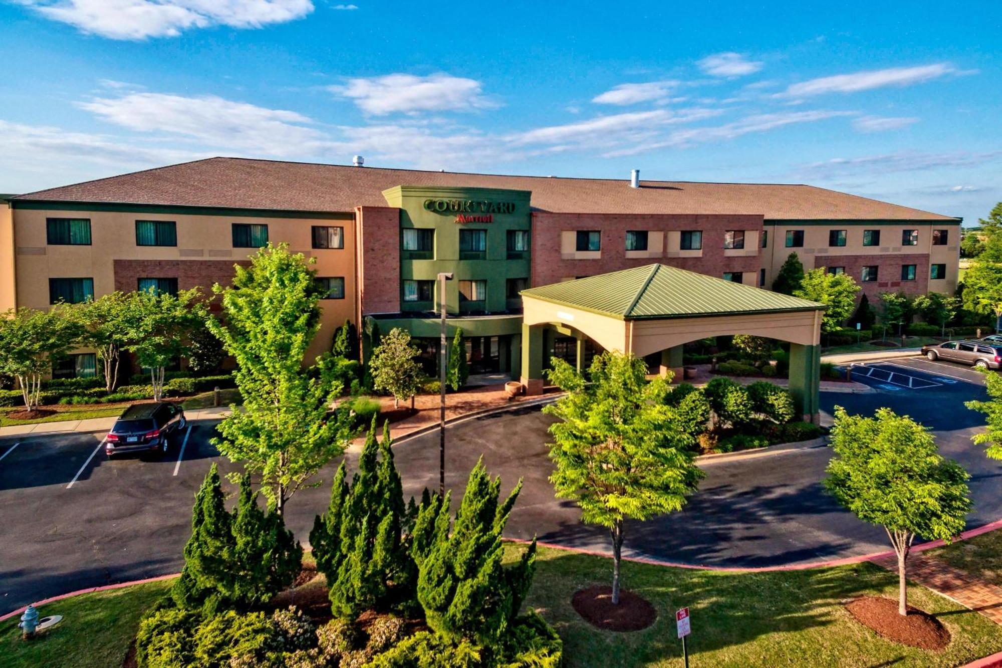 ホテル Courtyard By Marriott Memphis サウスヘイブン エクステリア 写真