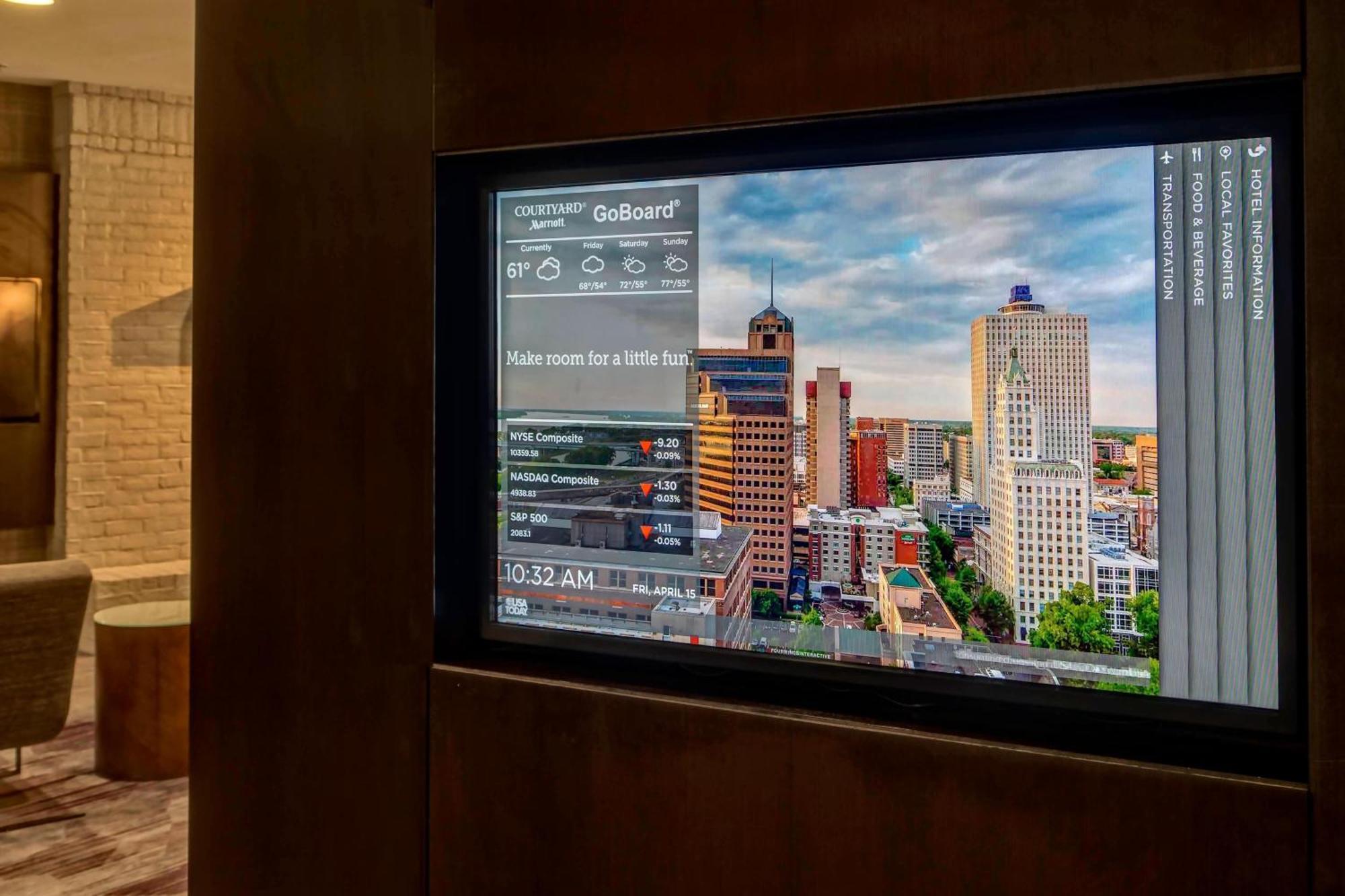 ホテル Courtyard By Marriott Memphis サウスヘイブン エクステリア 写真