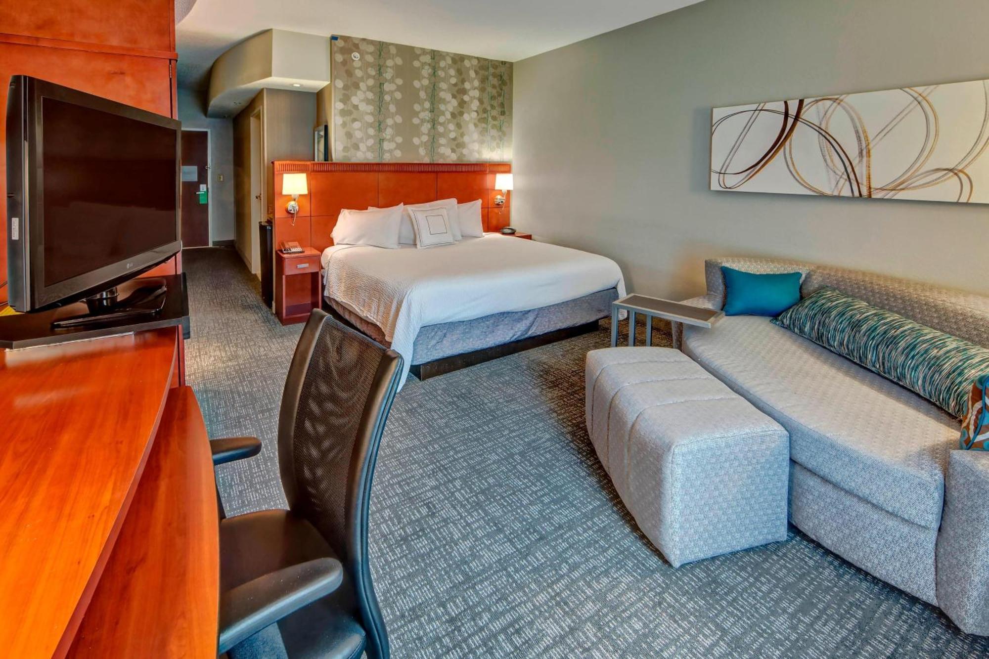ホテル Courtyard By Marriott Memphis サウスヘイブン エクステリア 写真