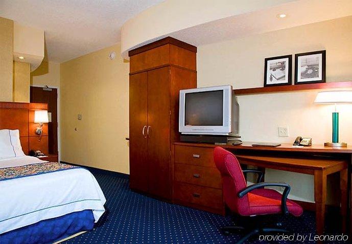 ホテル Courtyard By Marriott Memphis サウスヘイブン 部屋 写真